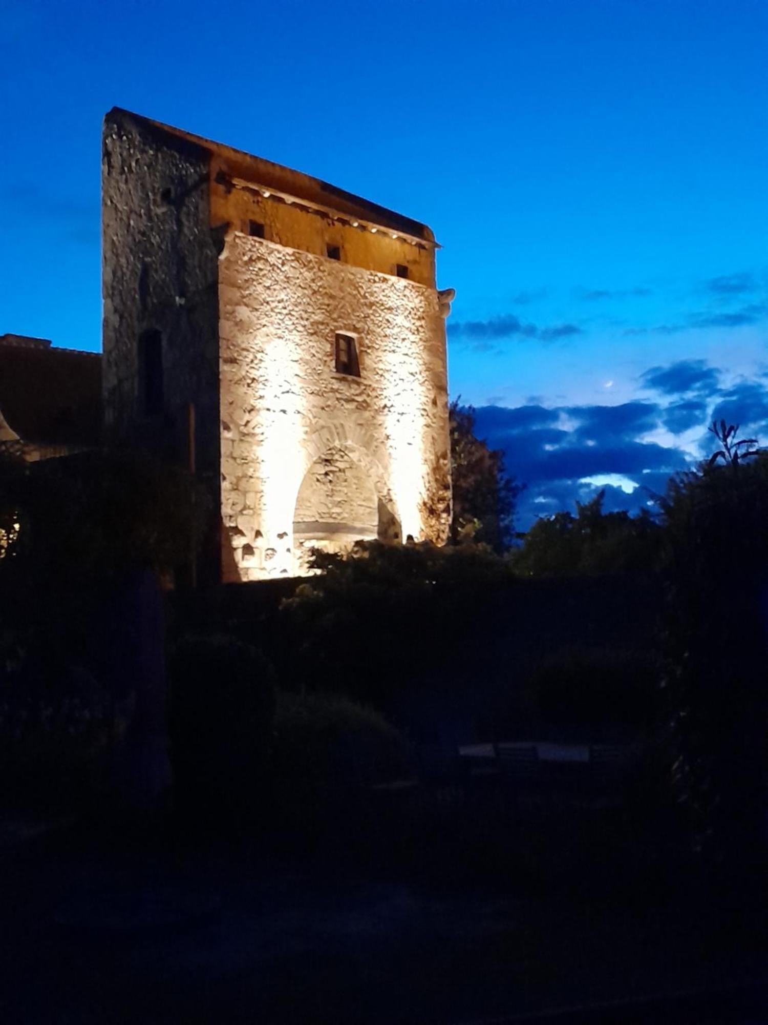 La Maison Du Prince De Conde Charroux-dʼAllier 외부 사진